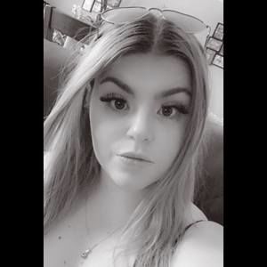 Meet your Posher, Pamela